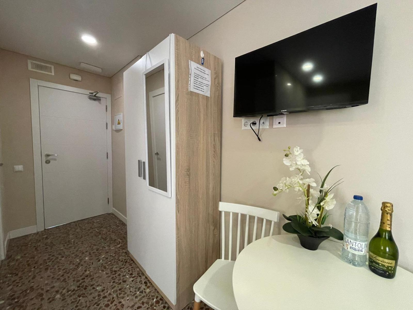 Apartamentos Belladorm Бенідорм Екстер'єр фото