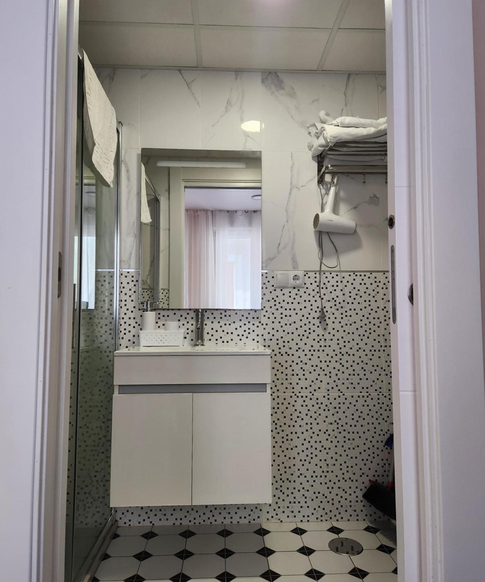 Apartamentos Belladorm Бенідорм Екстер'єр фото
