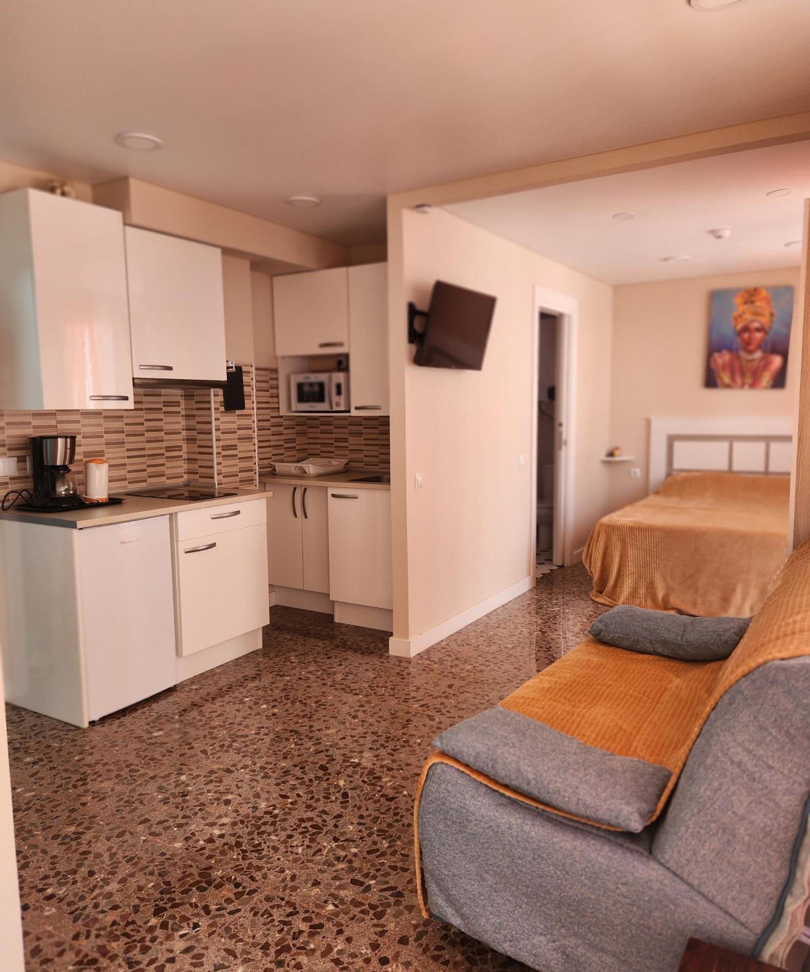 Apartamentos Belladorm Бенідорм Екстер'єр фото