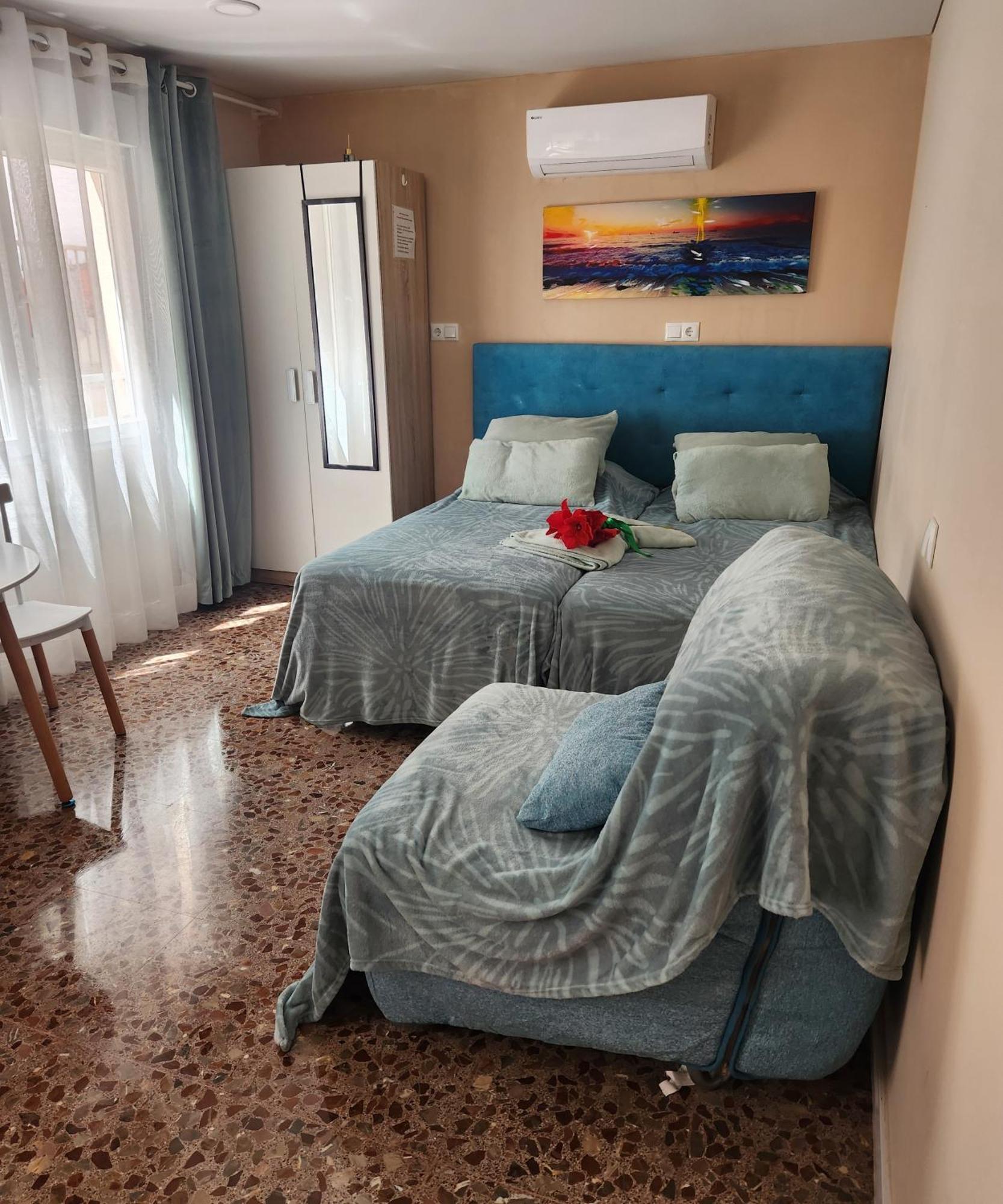 Apartamentos Belladorm Бенідорм Екстер'єр фото